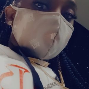 Meet your Posher, Calandra